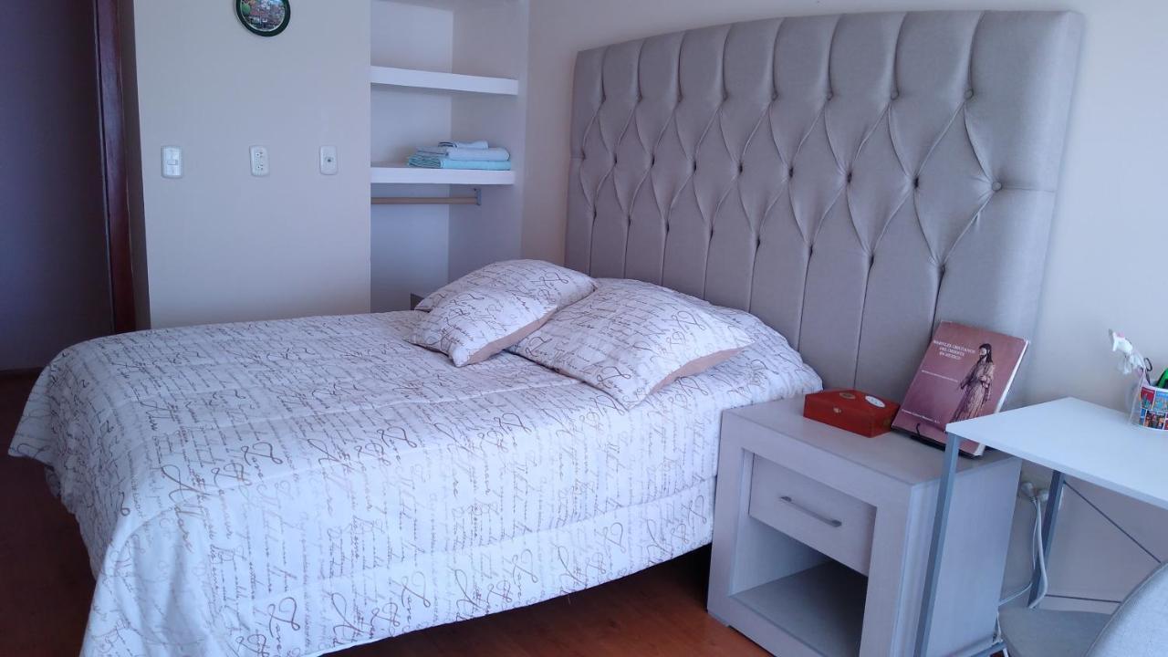 Habitacion Matrimonial Con Cama Y Sofa Para Cuatro Personas Tlaxcalancingo Esterno foto