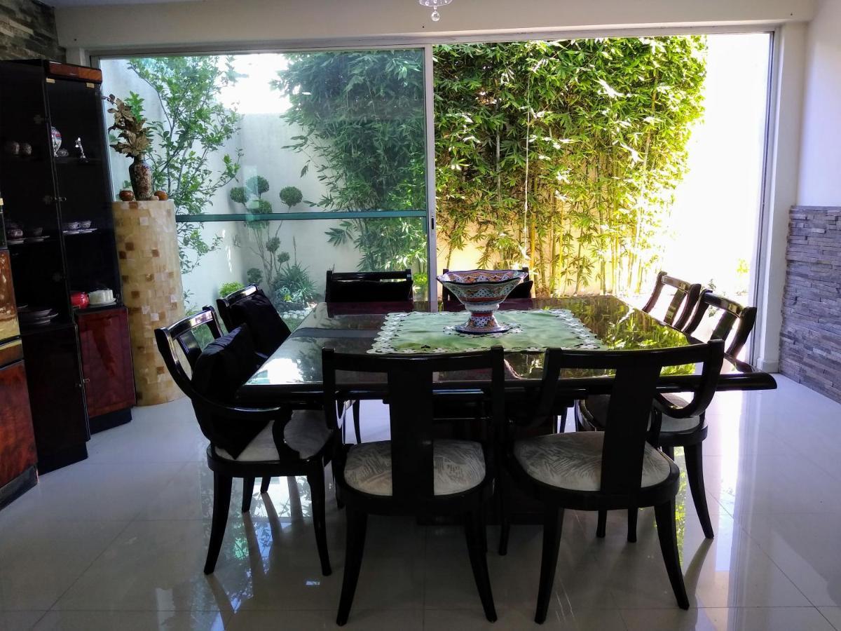 Habitacion Matrimonial Con Cama Y Sofa Para Cuatro Personas Tlaxcalancingo Esterno foto